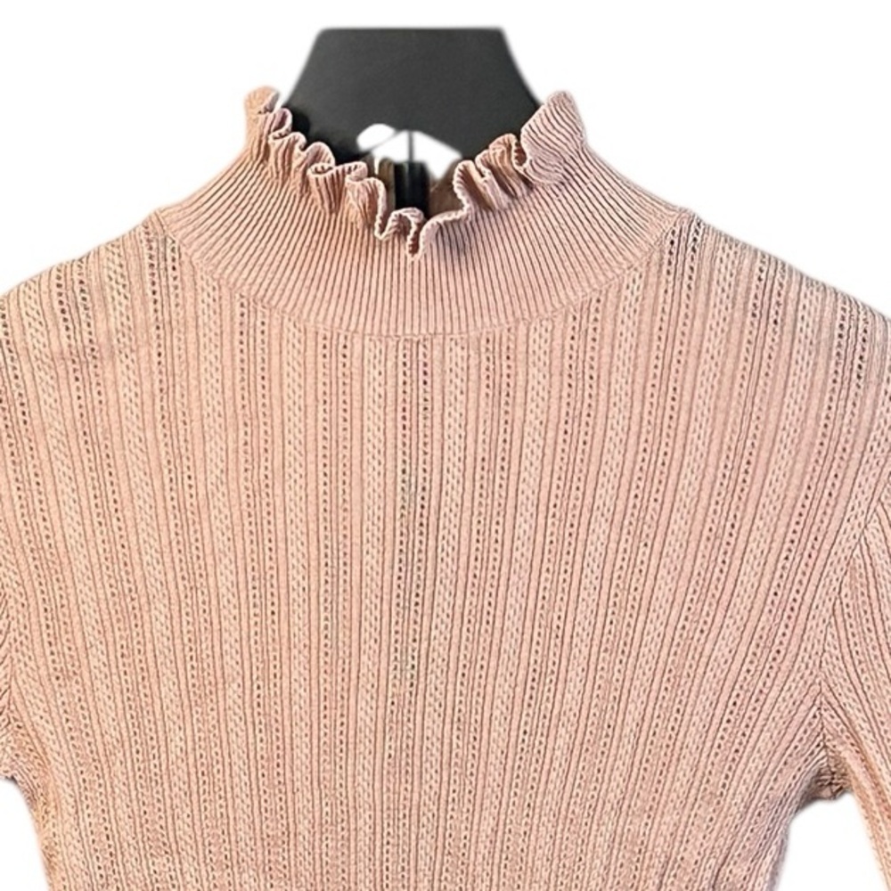 ZARA — Women’s Light Pink Ribbed Knit Top with Ruffled Sleeves - Picture 9 of 11